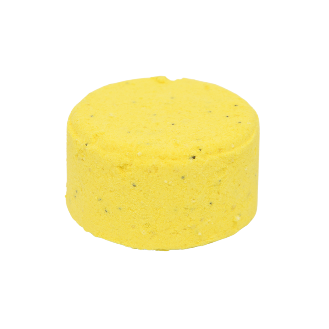 Lemon and Poppy Seed Bath Bomb 